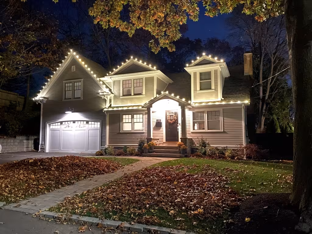 Professional residential christmas light installation in Smyrna, Delaware — Residential Christmas Display